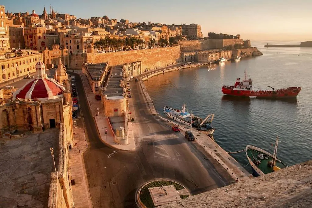 Valletta Apartment With Harbour Veiw Malta